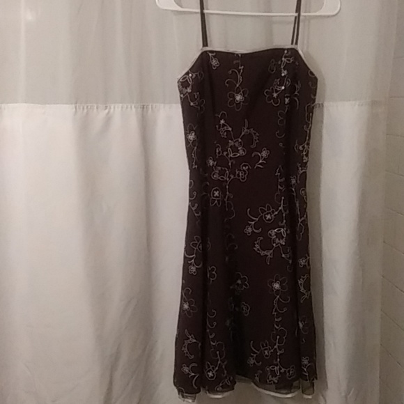 Steppin' Out floral dress - Picture 1 of 2